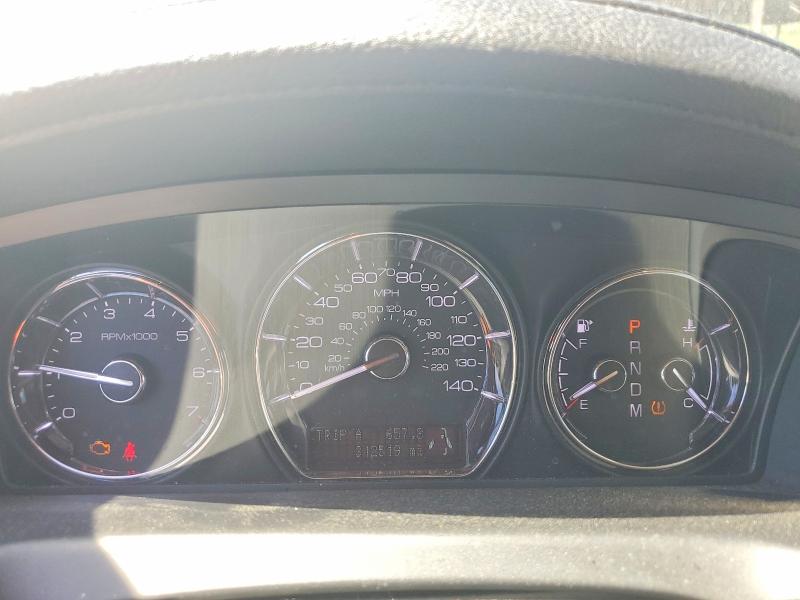 Photo 9 from auction – 2012 LINCOLN MKS with VIN 1LNHL9ER2CG807147