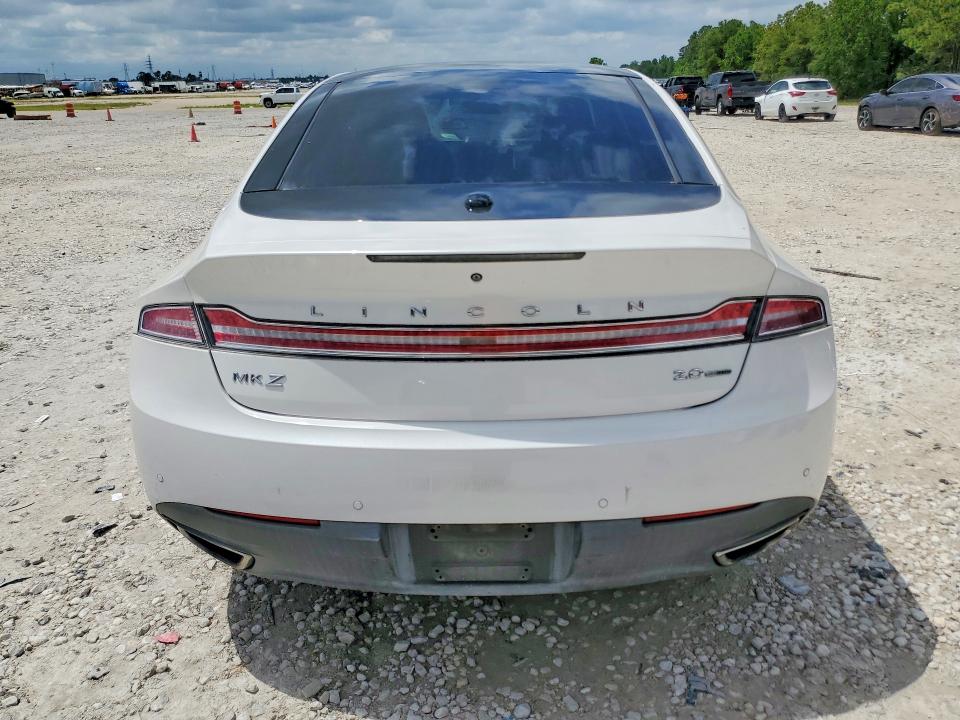 Photo 6 from auction – 2015 LINCOLN MKZ with VIN 3LN6L2G98FR621850