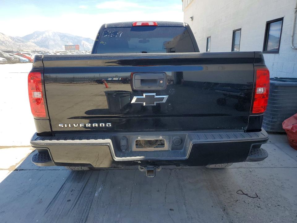 Photo 6 from auction – 2018 CHEVROLET SILVERADO with VIN 1GCVKPEC1JZ377400