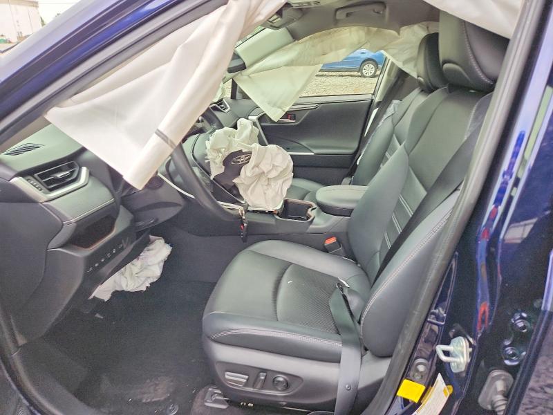 Photo 7 from auction – 2022 TOYOTA RAV4 with VIN JTMD6RFV4NJ017019