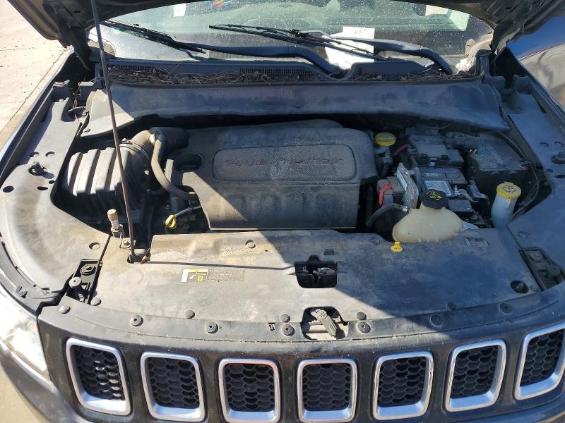 Photo 12 from auction – 2018 JEEP COMPASS with VIN 3C4NJCBB4JT134145