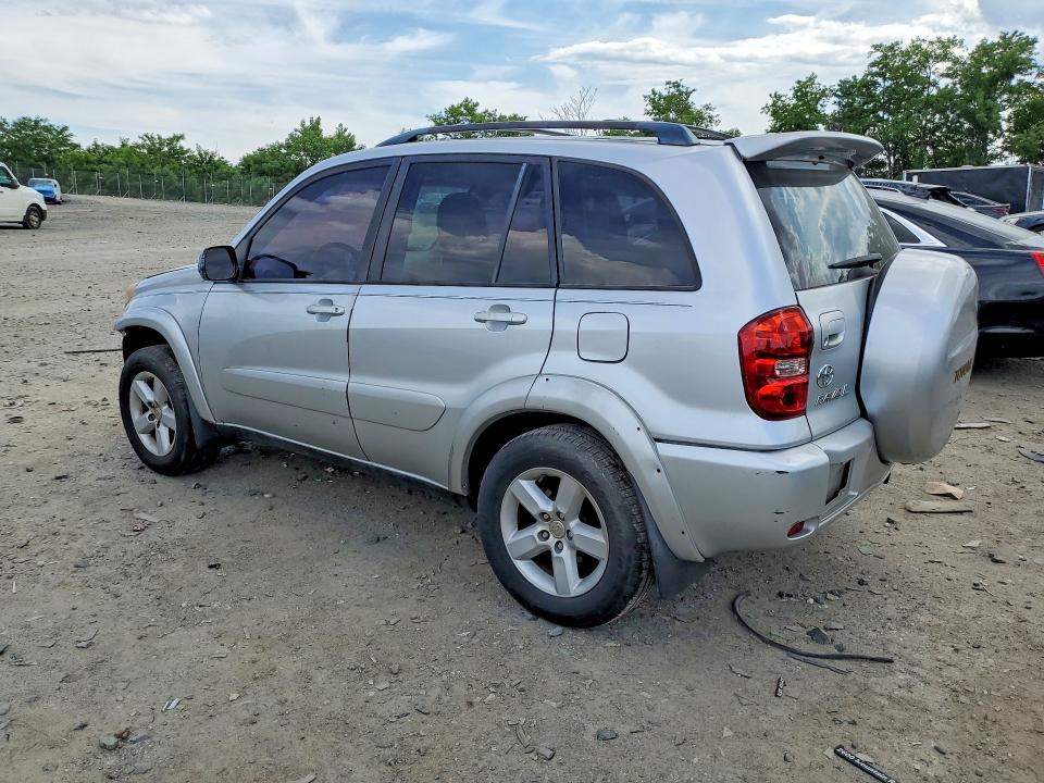 Photo 2 from auction – 2005 TOYOTA RAV4 with VIN JTEHD20V550040317