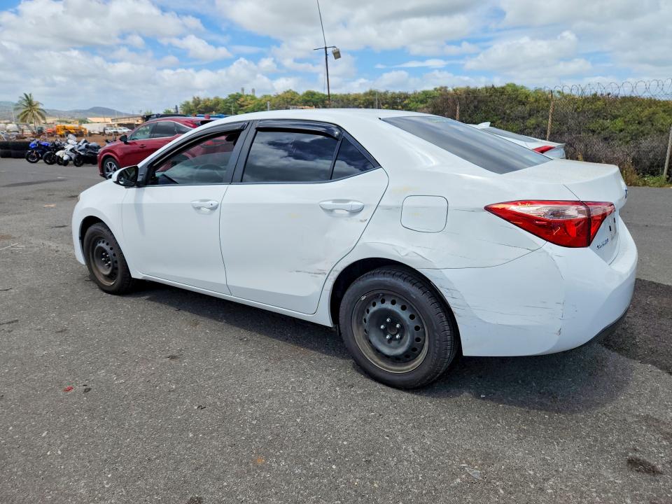 Photo 2 from auction – 2017 TOYOTA COROLLA with VIN 5YFBURHEXHP588542