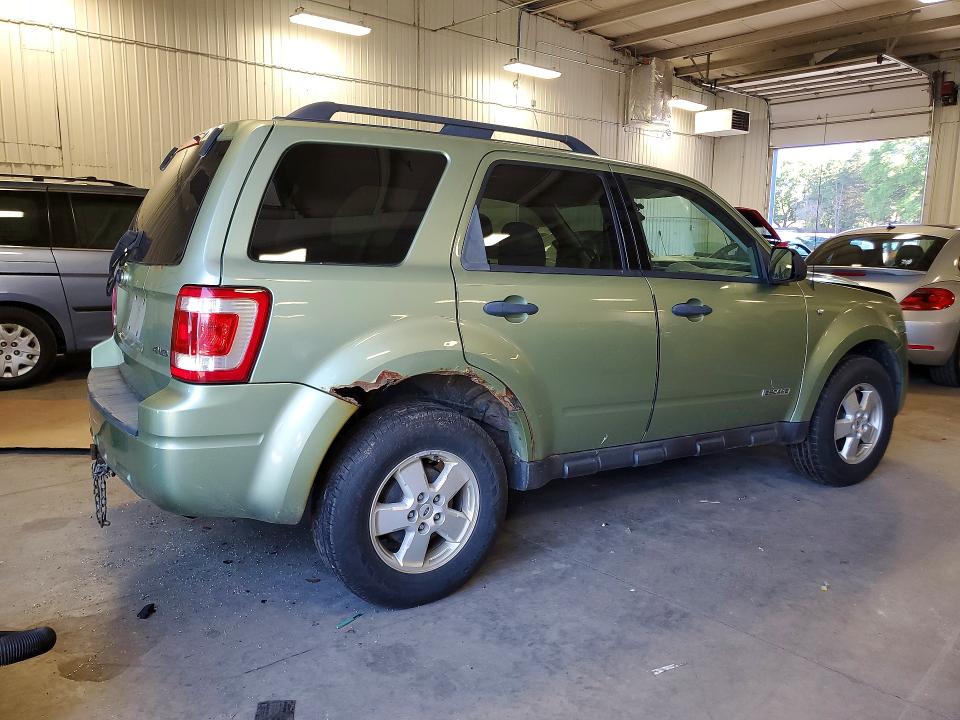 Photo 3 from auction – 2008 FORD ESCAPE with VIN 1FMCU93118KB59194