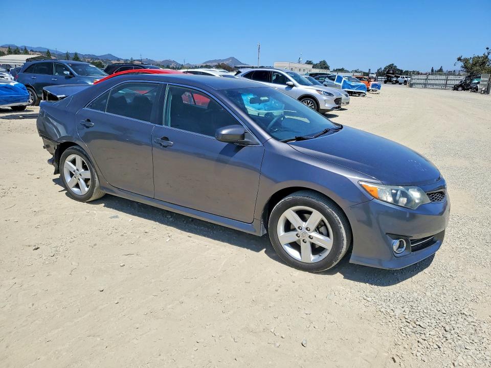 Photo 4 from auction – 2014 TOYOTA CAMRY with VIN 4T1BF1FK7EU343003