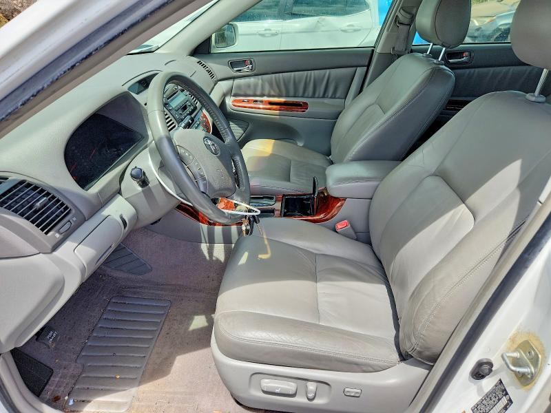 Photo 7 from auction – 2005 TOYOTA CAMRY with VIN JTDBF30K450159878
