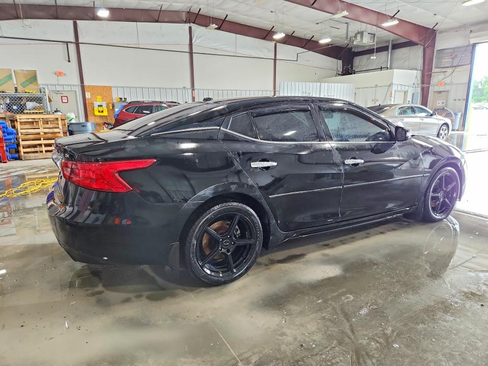 Photo 3 from auction – 2016 NISSAN MAXIMA with VIN 1N4AA6AP9GC378641