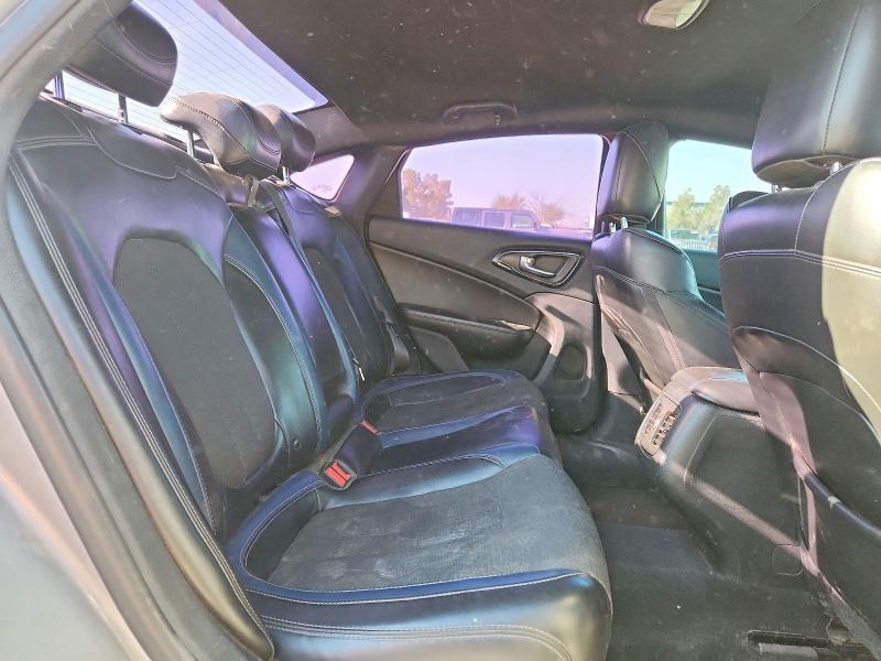 Photo 10 from auction – 2015 CHRYSLER 200 with VIN 1C3CCCBB7FN531653