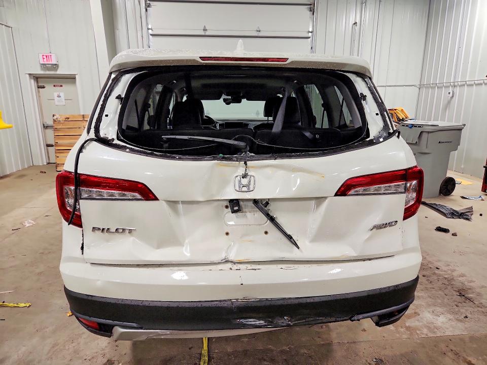 Photo 6 from auction – 2019 HONDA PILOT with VIN 5FNYF6H50KB030866