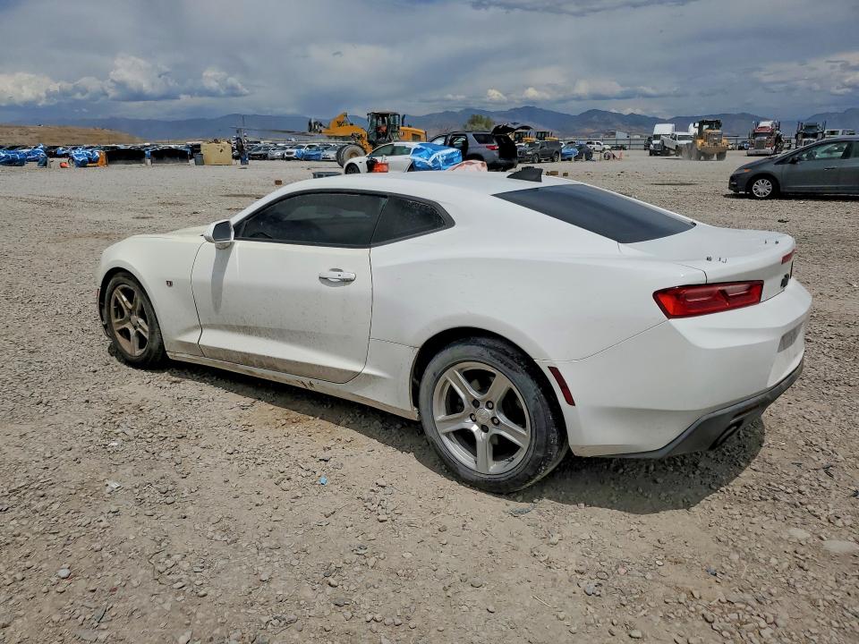 Photo 2 from auction – 2016 CHEVROLET CAMARO with VIN 1G1FB1RS2G0172600
