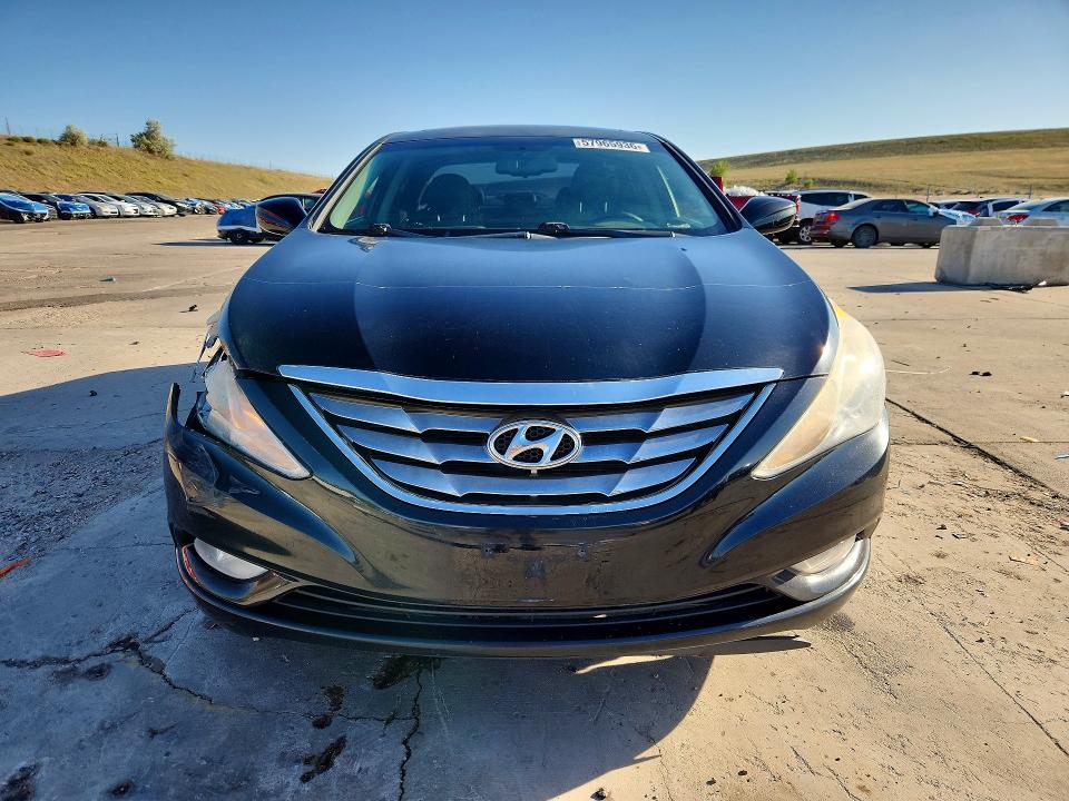 Photo 5 from auction – 2012 HYUNDAI SONATA with VIN 5NPEC4AC1CH399831