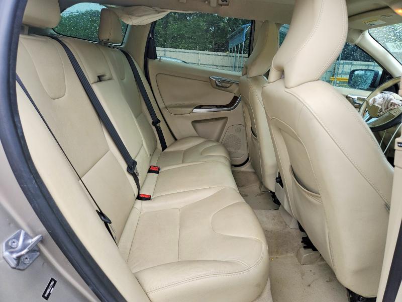 Photo 11 from auction – 2015 VOLVO XC60 with VIN YV440MDK5F2731053