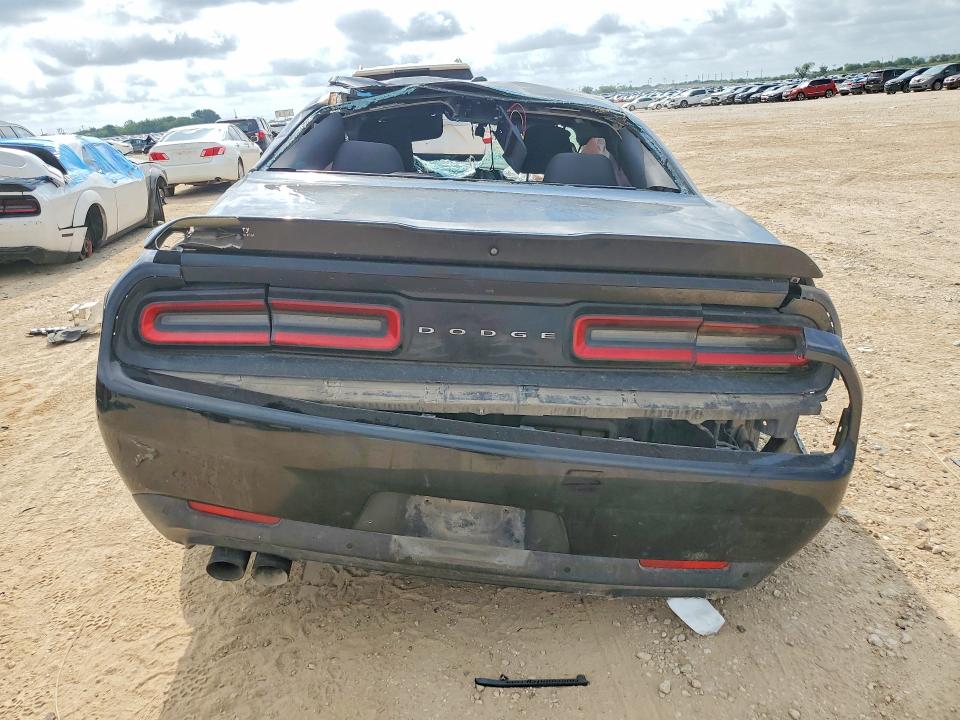Photo 6 from auction – 2018 DODGE CHALLENGER with VIN 2C3CDZBT0JH202254