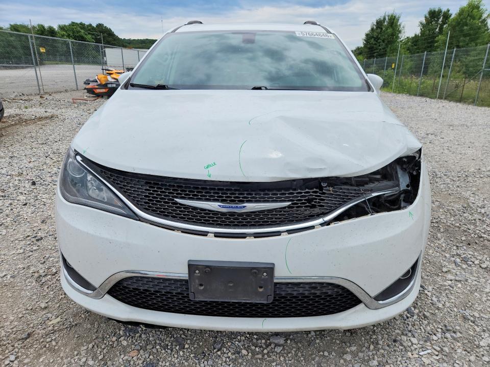 Фото 5 с аукциона – 2020 CHRYSLER PACIFICA с VIN 2C4RC1BG9LR268618