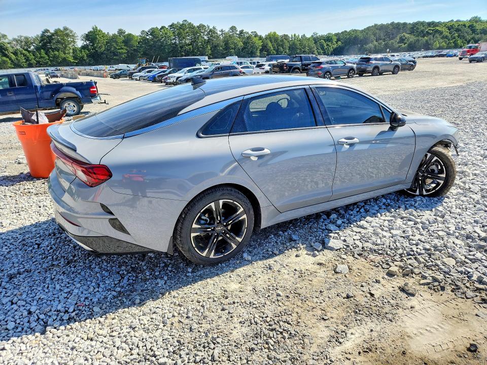 Photo 3 from auction – 2023 KIA K5 with VIN 5XXG64J2XPG219903