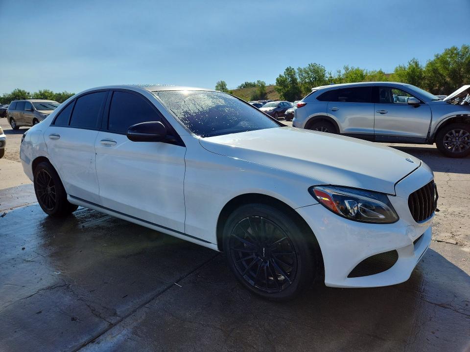 Photo 4 from auction – 2016 MERCEDES-BENZ C with VIN 55SWF4KB4GU097633