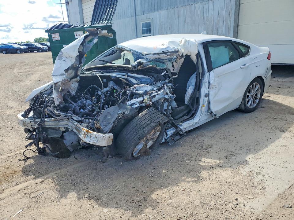 FORD FUSION 2019 with VIN 3FA6P0HD3KR258809 - Photo from auction