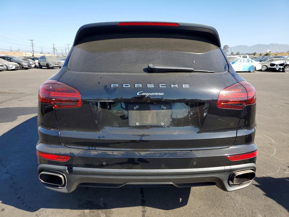 Photo 6 from auction – 2016 PORSCHE CAYENNE with VIN WP1AA2A22GLA09741