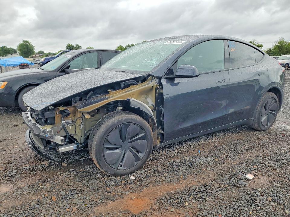 TESLA MODEL Y 2026 with VIN 7SAYGDEE7TF579474 - Photo from auction