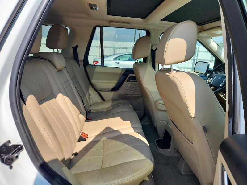 Photo 11 from auction – 2012 LAND ROVER LR2 with VIN SALFR2BN3CH281598