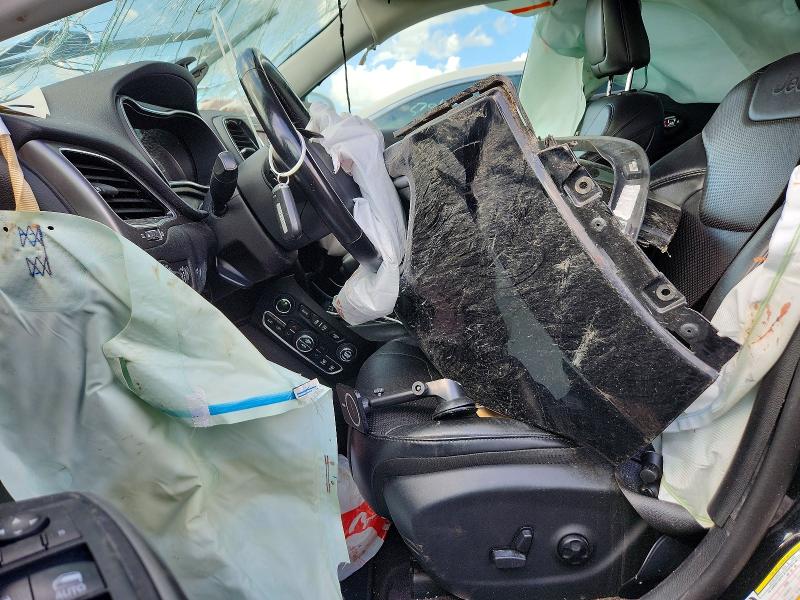 Photo 7 from auction – 2019 JEEP CHEROKEE with VIN 1C4PJMDN8KD134193