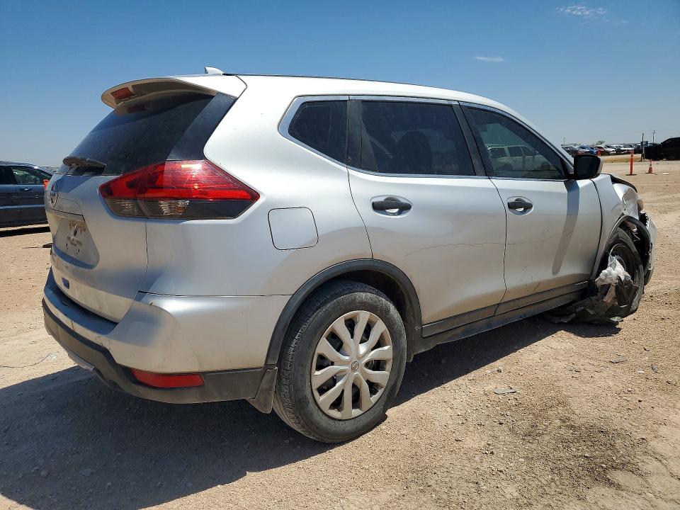 Photo 3 from auction – 2017 NISSAN ROGUE with VIN 5N1AT2MT1HC867084