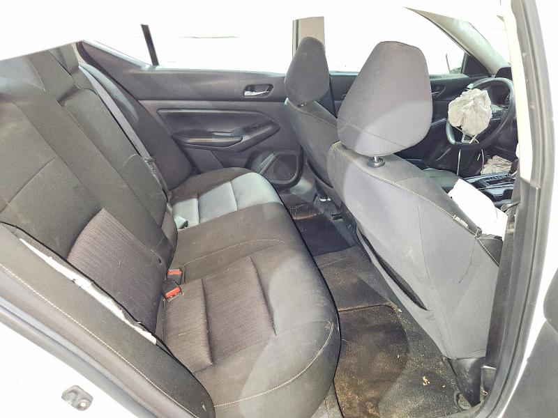 Photo 10 from auction – 2019 NISSAN ALTIMA with VIN 1N4BL4BV0KC195041