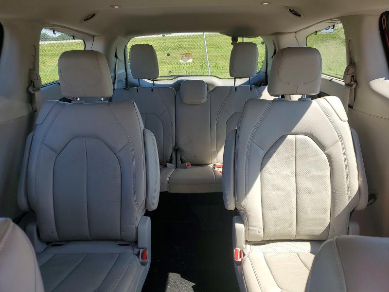 Photo 10 from auction – 2018 CHRYSLER PACIFICA with VIN 2C4RC1BG5JR317276