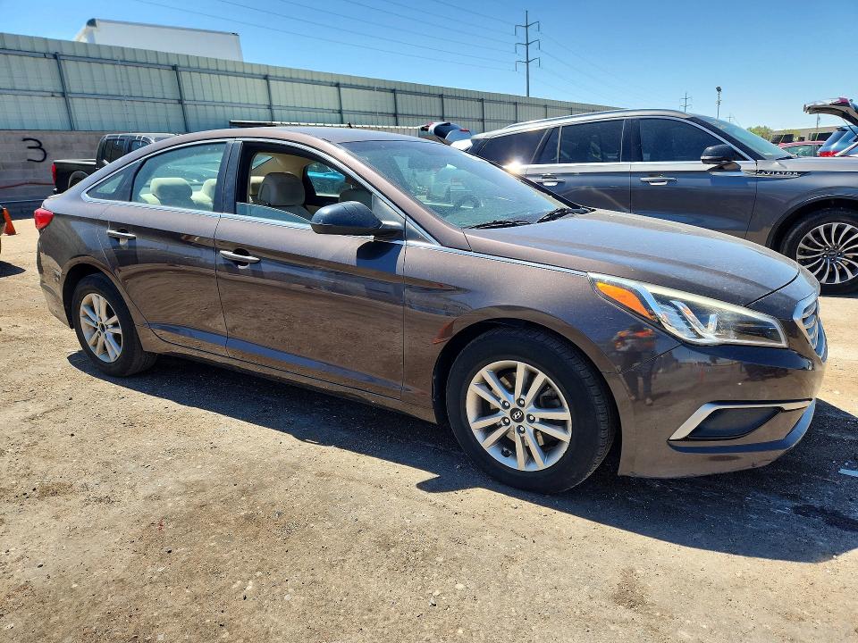 Photo 4 from auction – 2016 HYUNDAI SONATA with VIN 5NPE24AF9GH395349