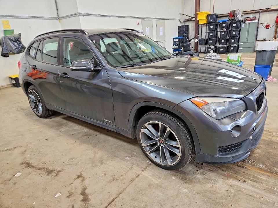 Photo 4 from auction – 2015 BMW X1 with VIN WBAVL1C59FVY36358
