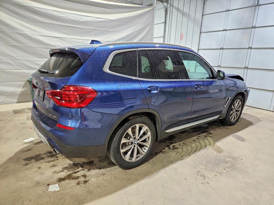 Photo 3 from auction – 2018 BMW X3 with VIN 5UXTR9C59JLD74199