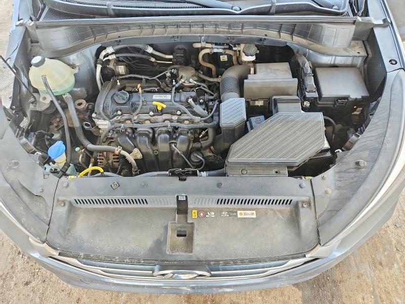 Photo 11 from auction – 2017 HYUNDAI TUCSON with VIN KM8J23A47HU301298