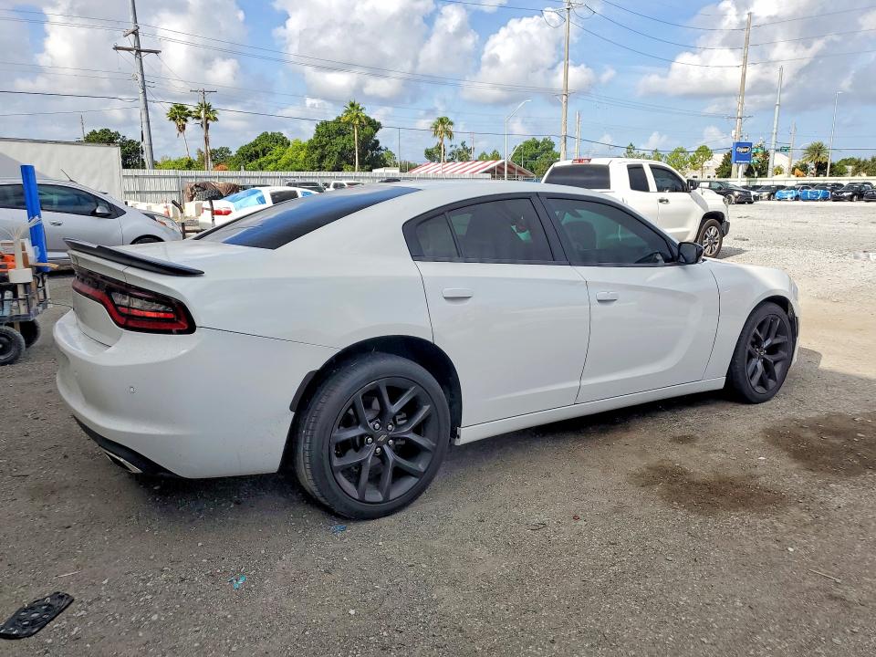 Photo 3 from auction – 2022 DODGE CHARGER with VIN 2C3CDXBG3NH202567