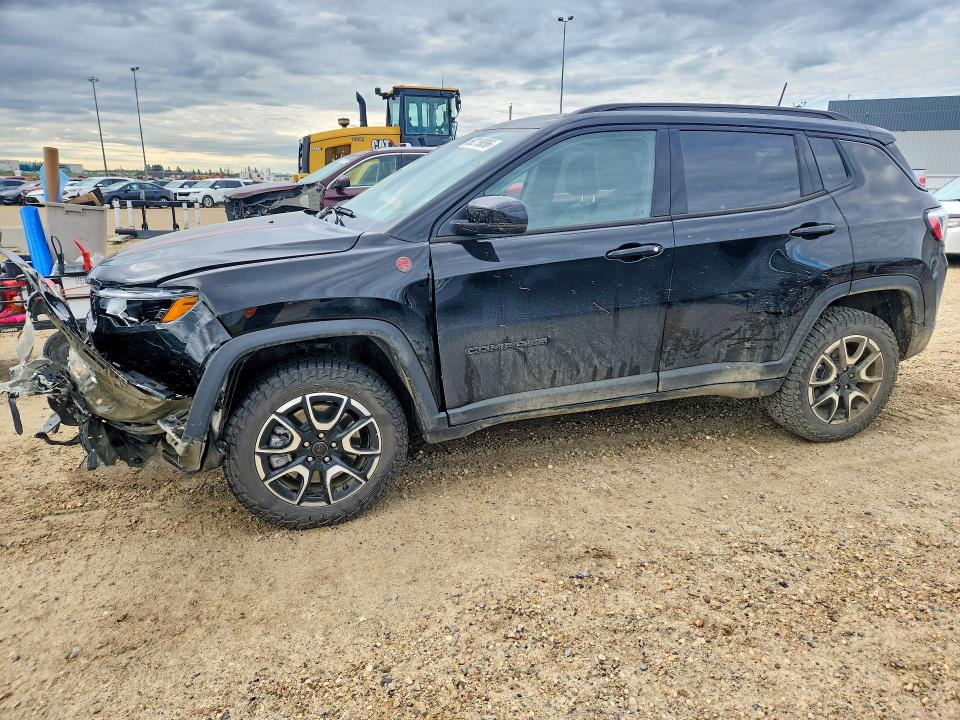 JEEP COMPASS 2026 with VIN 3C4NJDDN8TT152924 - Photo from auction
