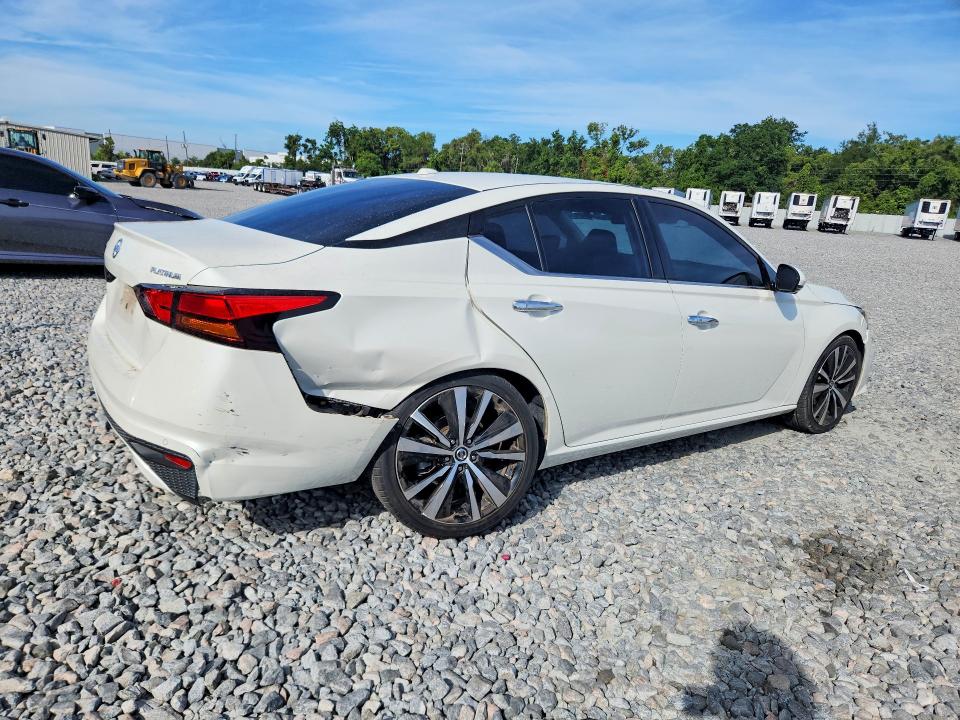 Photo 3 from auction – 2019 NISSAN ALTIMA with VIN 1N4BL4FVXKC109177