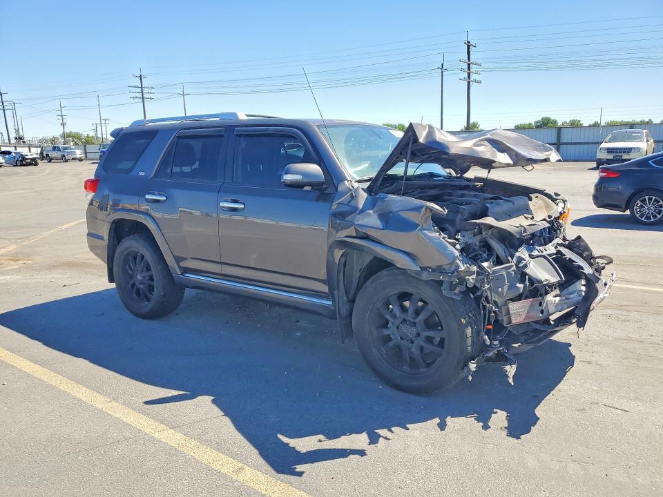 Photo 4 from auction – 2013 TOYOTA 4RUNNER with VIN JTEBU5JR6D5113379