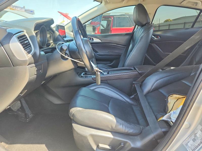 Photo 7 from auction – 2018 MAZDA 3 with VIN 3MZBN1V39JM202334