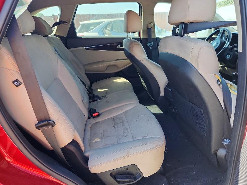 Photo 11 from auction – 2018 KIA SORENTO with VIN 5XYPGDA59JG382407