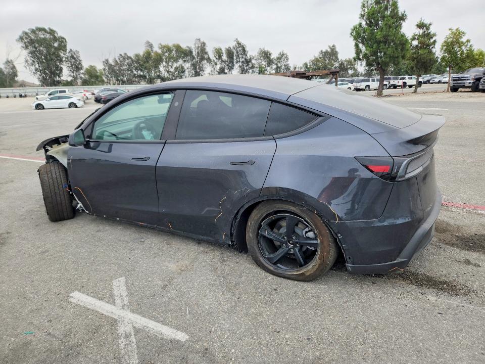 Photo 2 from auction – 2026 TESLA MODEL Y with VIN 7SAYGDED6TF535800