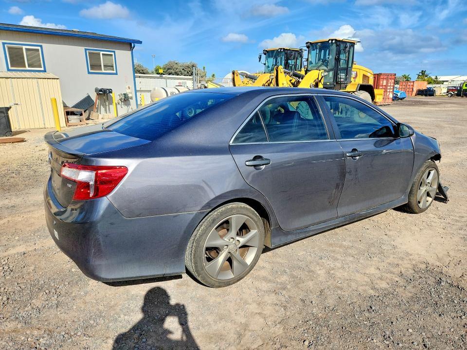 Photo 3 from auction – 2013 TOYOTA CAMRY with VIN 4T1BK1FK4DU532685