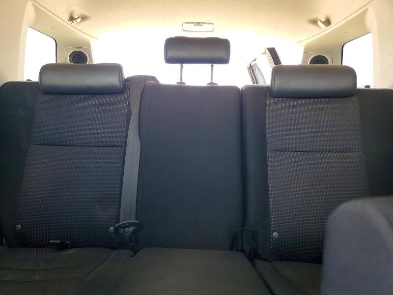 Photo 10 from auction – 2008 TOYOTA FJ CRUISER with VIN JTEBU11F48K014310