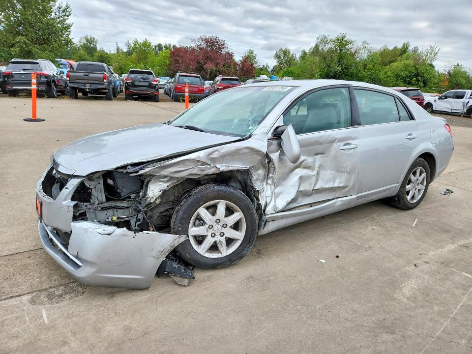 TOYOTA AVALON 2005 with VIN 4T1BK36B95U015069 - Photo from auction