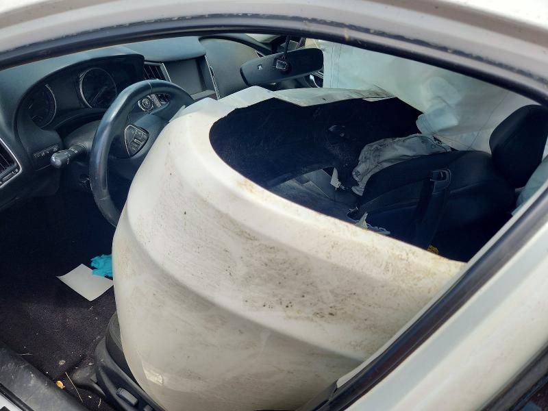 Photo 8 from auction – 2017 INFINITI Q50 with VIN JN1EV7AR7HM834058
