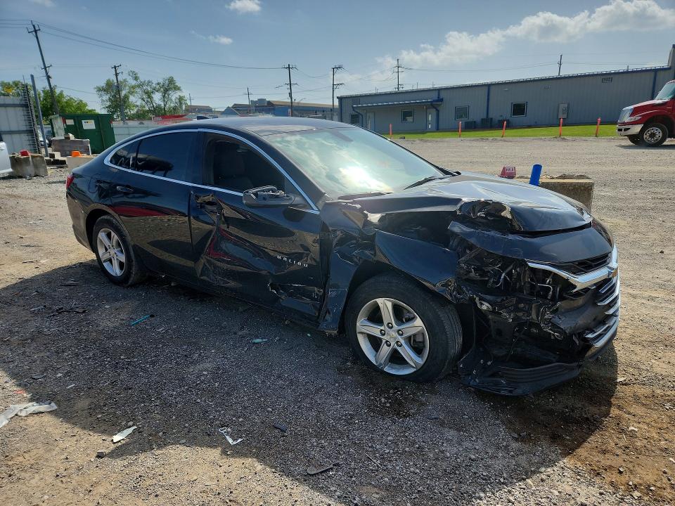 Photo 4 from auction – 2022 CHEVROLET MALIBU with VIN 1G1ZB5ST9NF202385