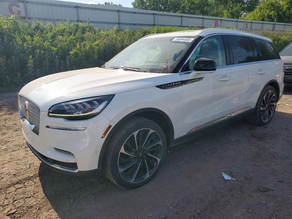 LINCOLN AVIATOR 2023 with VIN 5LM5J7XC4PGL30357 - Photo from auction