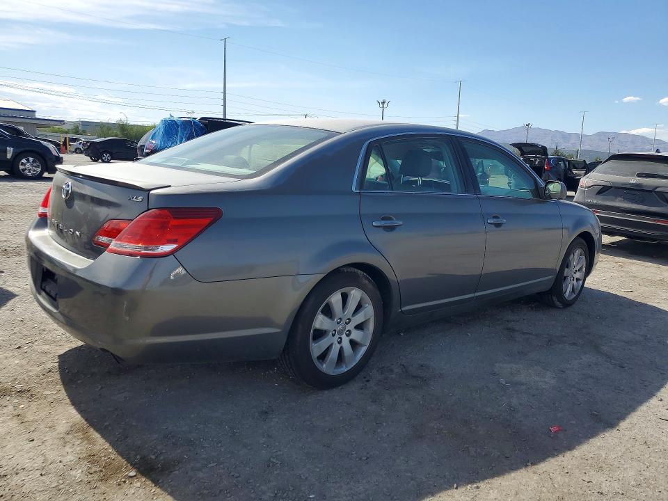 Photo 3 from auction – 2006 TOYOTA AVALON with VIN 4T1BK36B56U130186