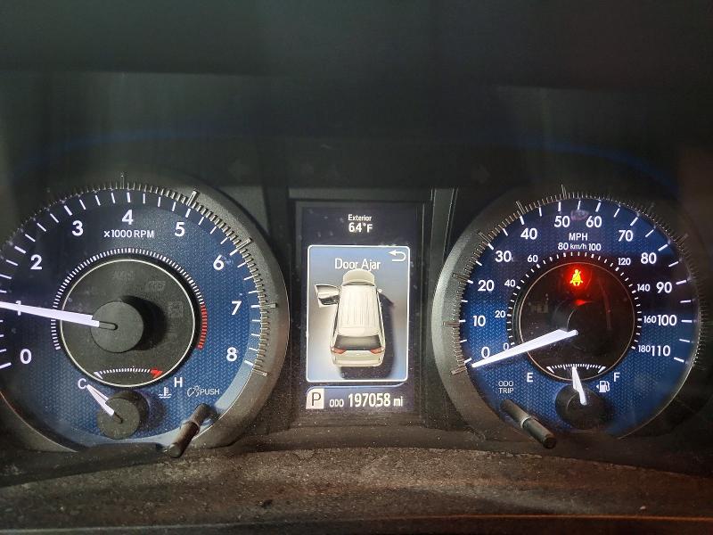 Photo 9 from auction – 2017 TOYOTA SIENNA with VIN 5TDDZ3DC8HS166112