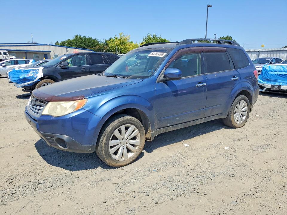 SUBARU FORESTER 2012 with VIN JF2SHAEC4CH469738 - Photo from auction