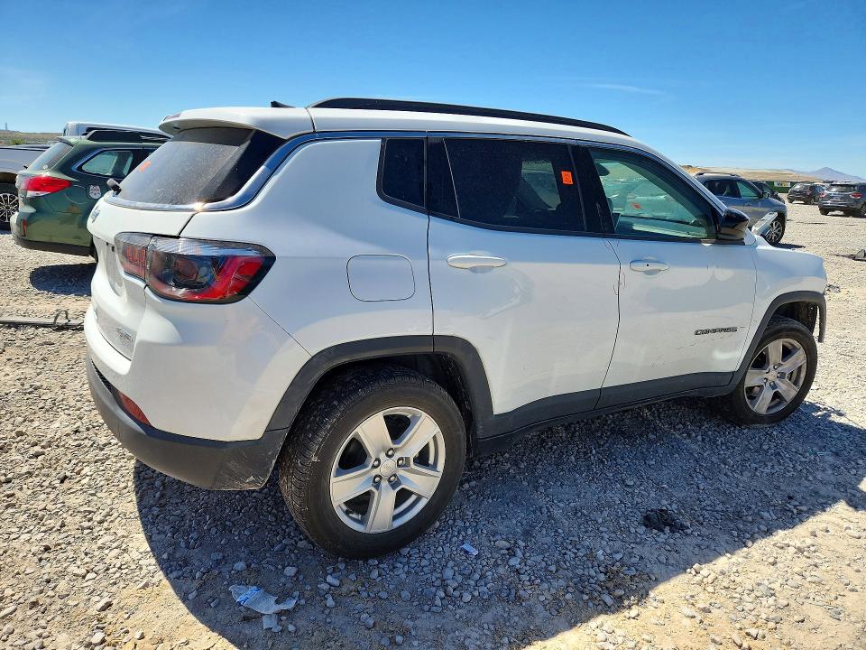 Photo 3 from auction – 2022 JEEP COMPASS with VIN 3C4NJDBB8NT203950