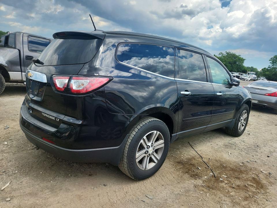 Photo 3 from auction – 2016 CHEVROLET TRAVERSE with VIN 1GNKVGKD5GJ326293